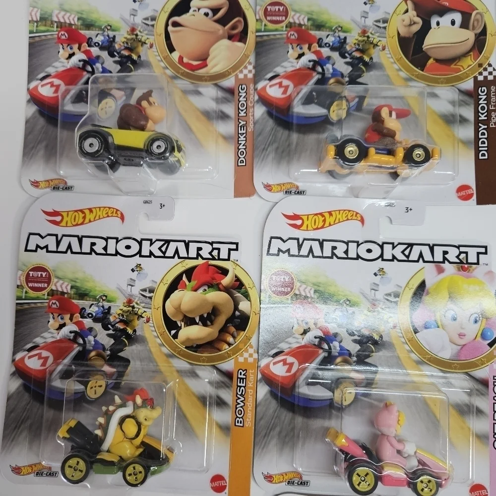 NEW Hot Wheels Mario Kart Lot 7 Toad Peach Donkey Kong Bowser Luigi Diddy Kong